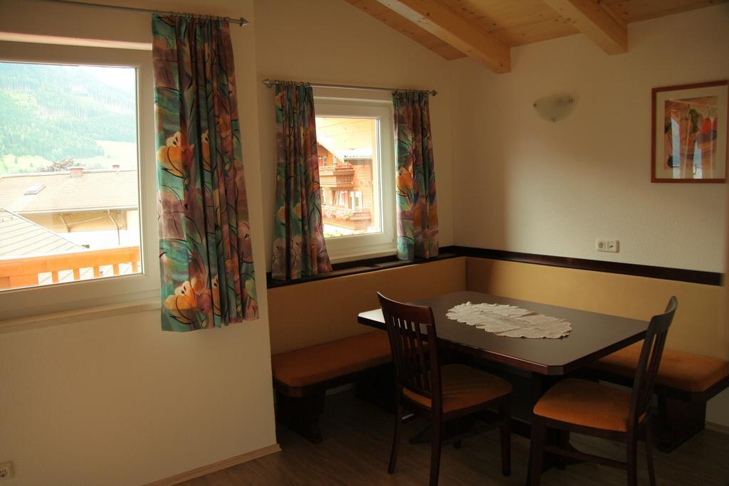 Haus Barbara Breuer Daire Neukirchen am Großvenediger Oda fotoğraf
